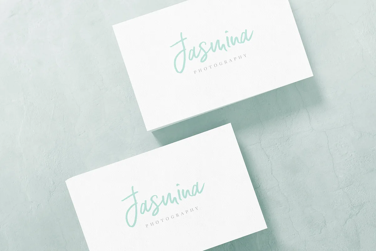 Indigo Blue font preview — sample text