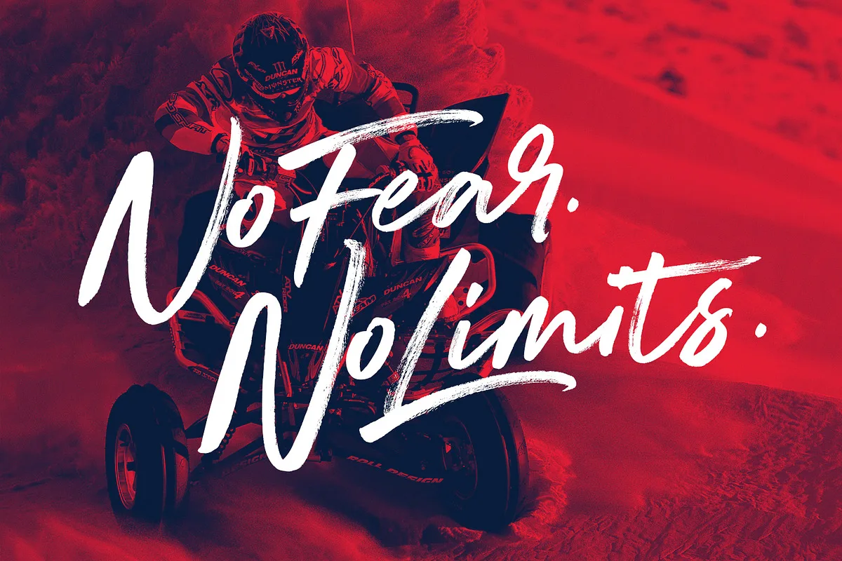 SuperFly Font SuperFly font preview — sample text